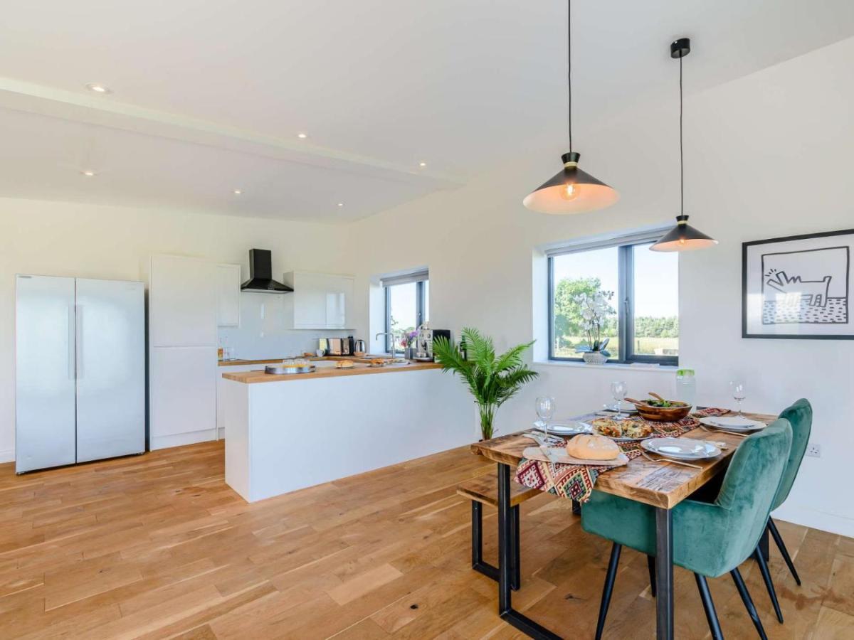 2-Bed Modern Bungalow - Outstanding Country Views Harrogate Exterior photo